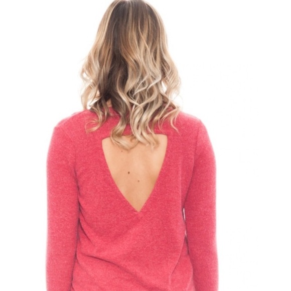 NWT Woman’s Chaser Long Sleeve Sweater Top I ❤️ The Holidays. Size M - Picture 2 of 7